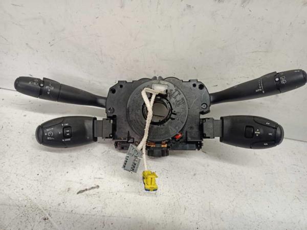 COMMODO CITROEN / PEUGEOT - Vue 1